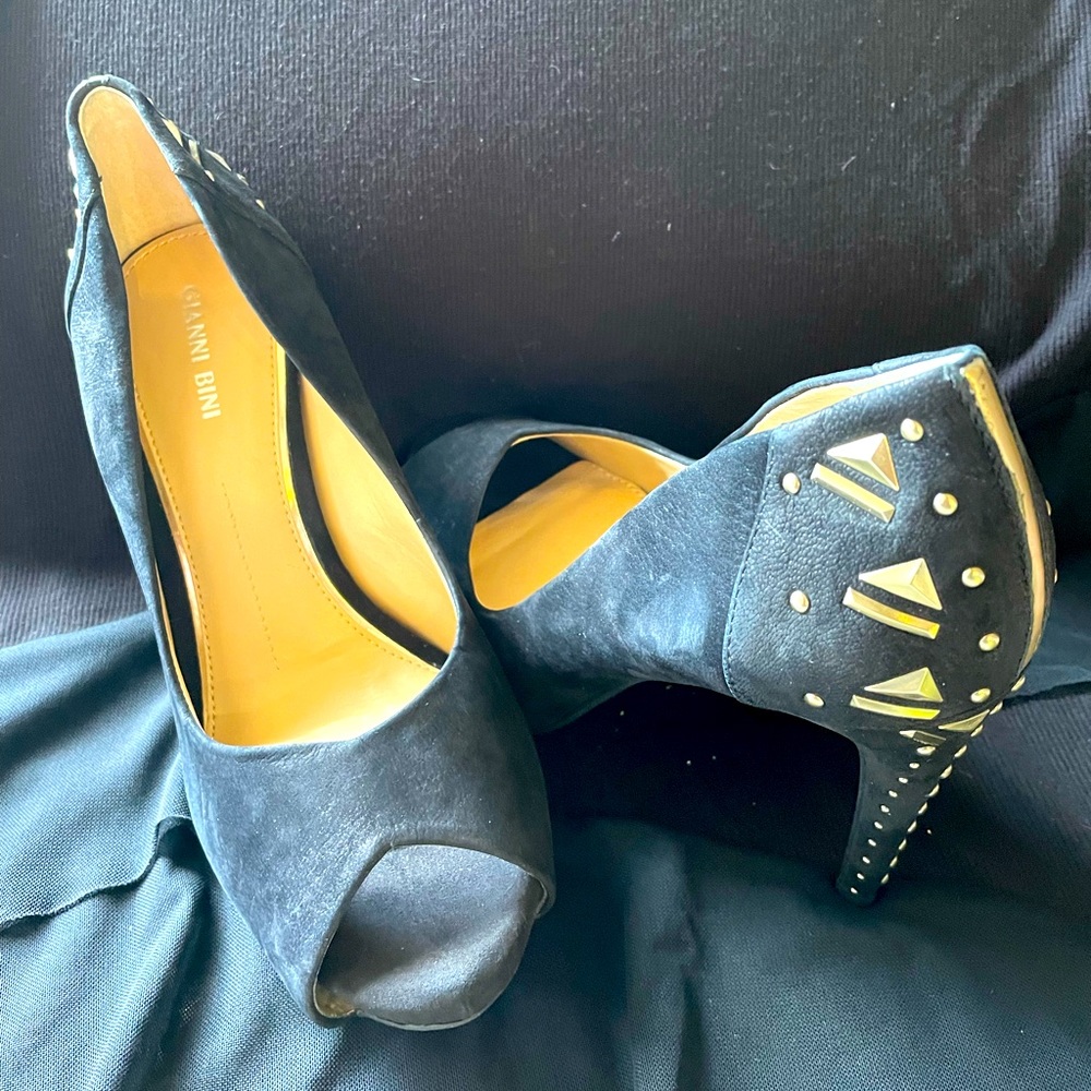 Suede gold bling on heel
